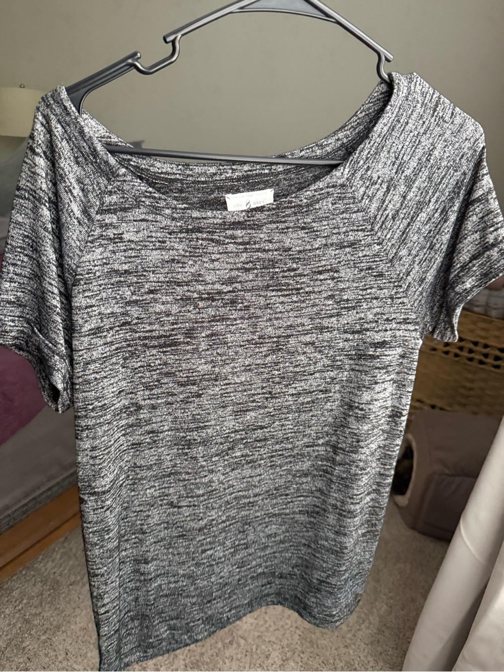 Lou & Grey Heathered Gray Short Sleeve Knit Tee